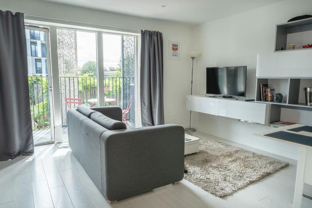 Cool Dalston Studio With Balcony And Gym Apartment London Exterior photo